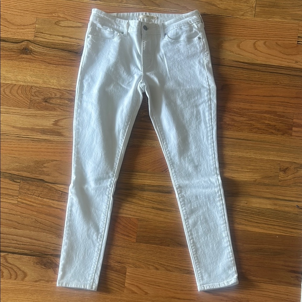 Levi’s 711 Stylish White Skinny Jeans
